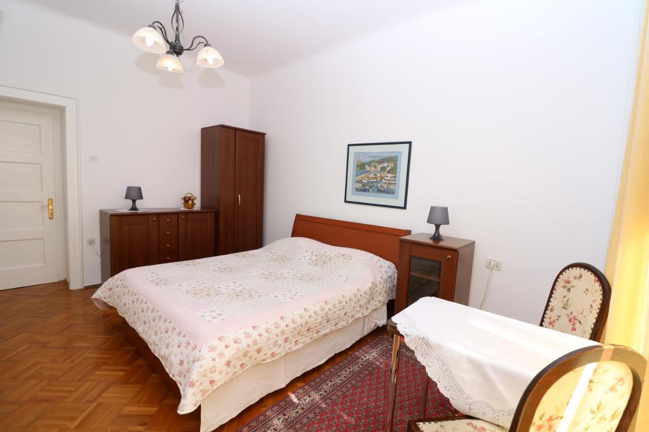 Studio Apartments Cavrak With Terrace باشْكا المظهر الخارجي الصورة
