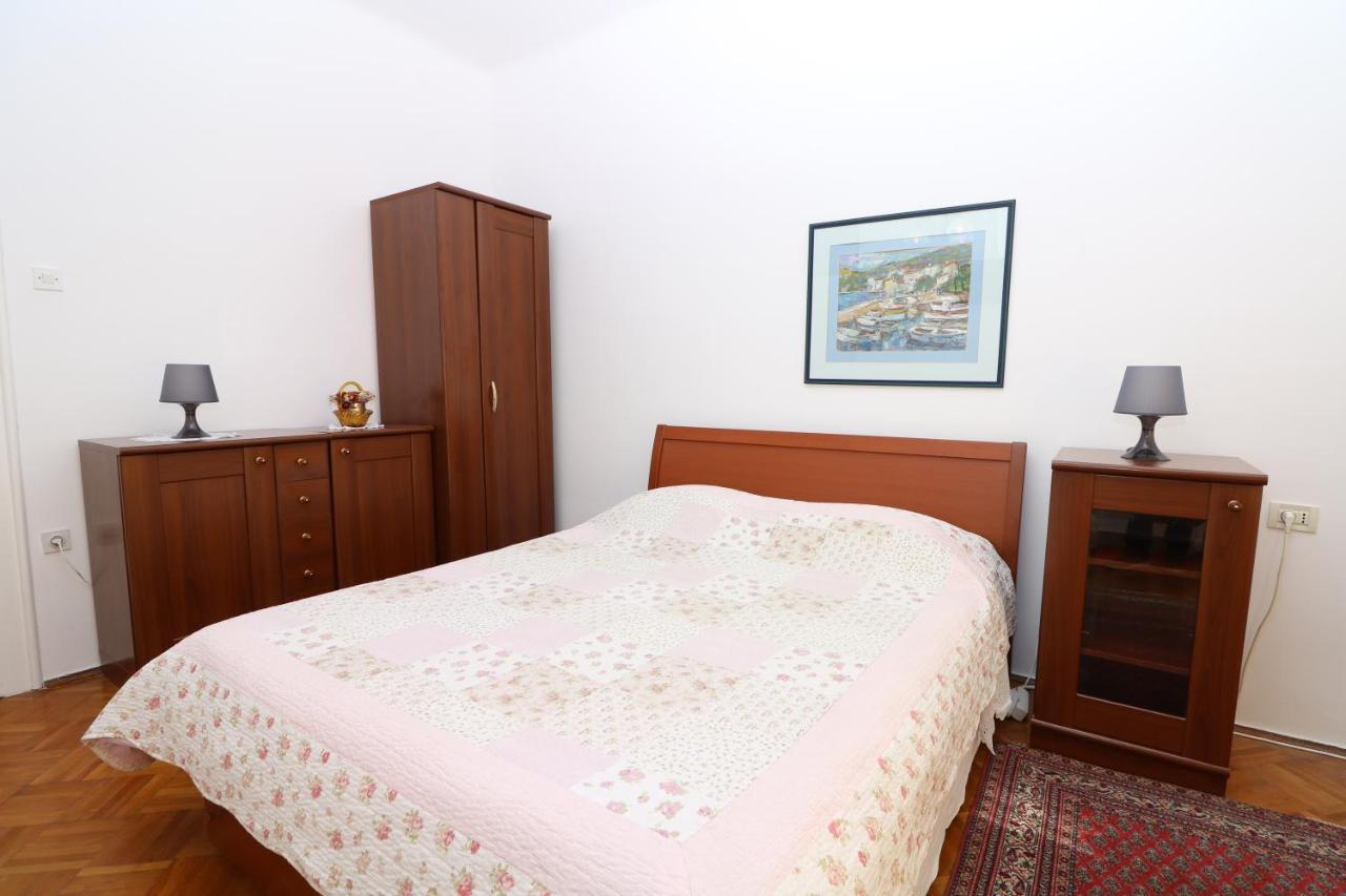 Studio Apartments Cavrak With Terrace باشْكا المظهر الخارجي الصورة