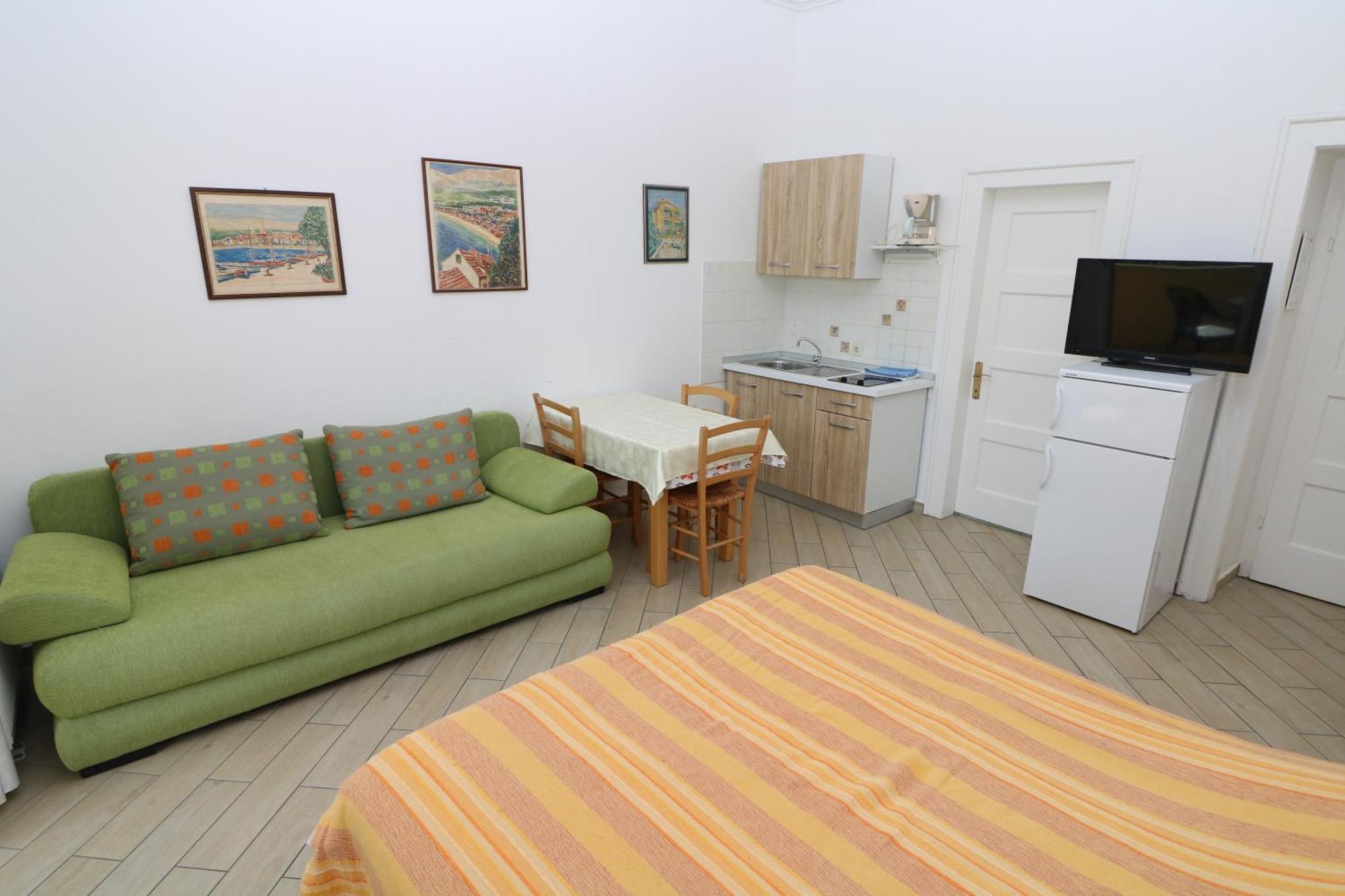 Studio Apartments Cavrak With Terrace باشْكا الغرفة الصورة