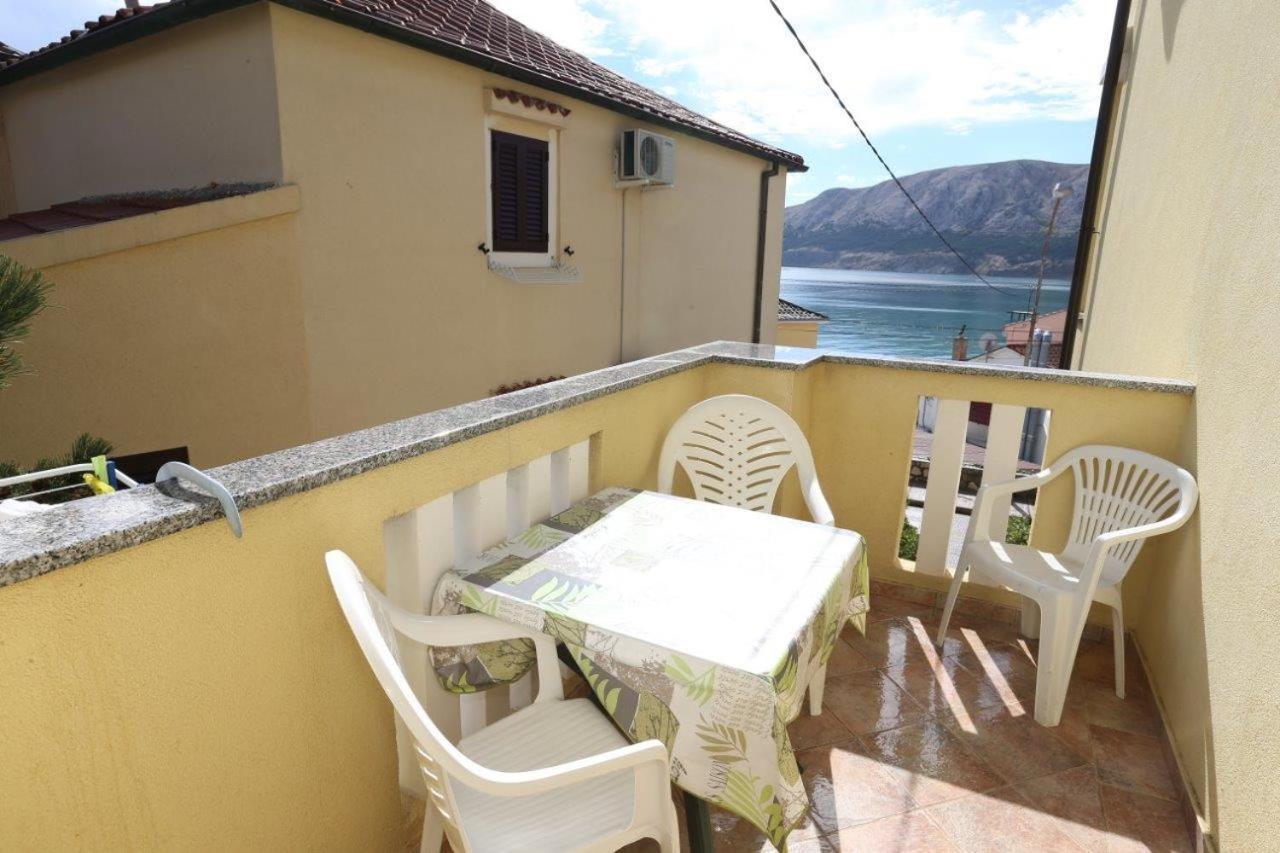 Studio Apartments Cavrak With Terrace باشْكا الغرفة الصورة