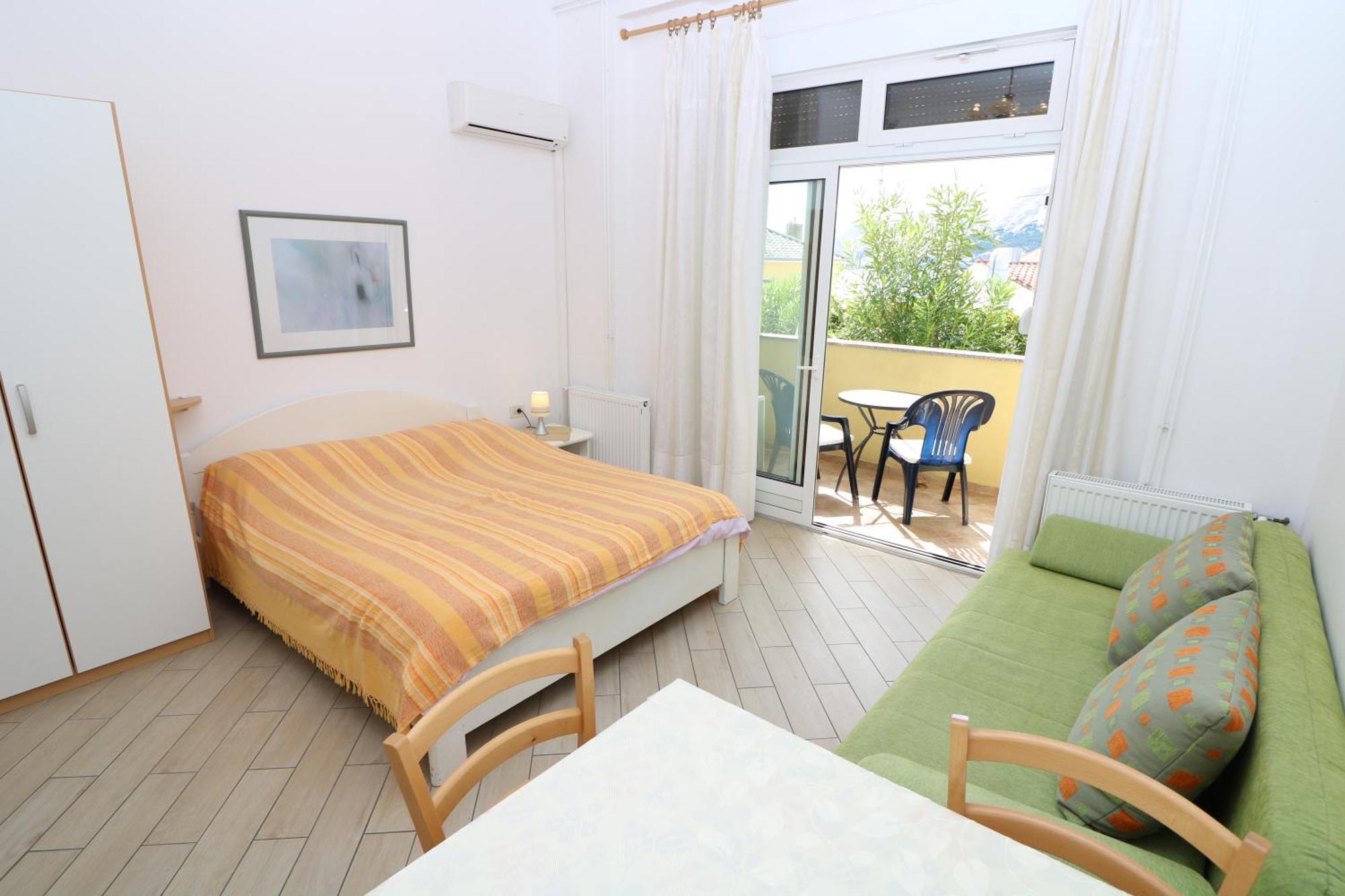 Studio Apartments Cavrak With Terrace باشْكا الغرفة الصورة