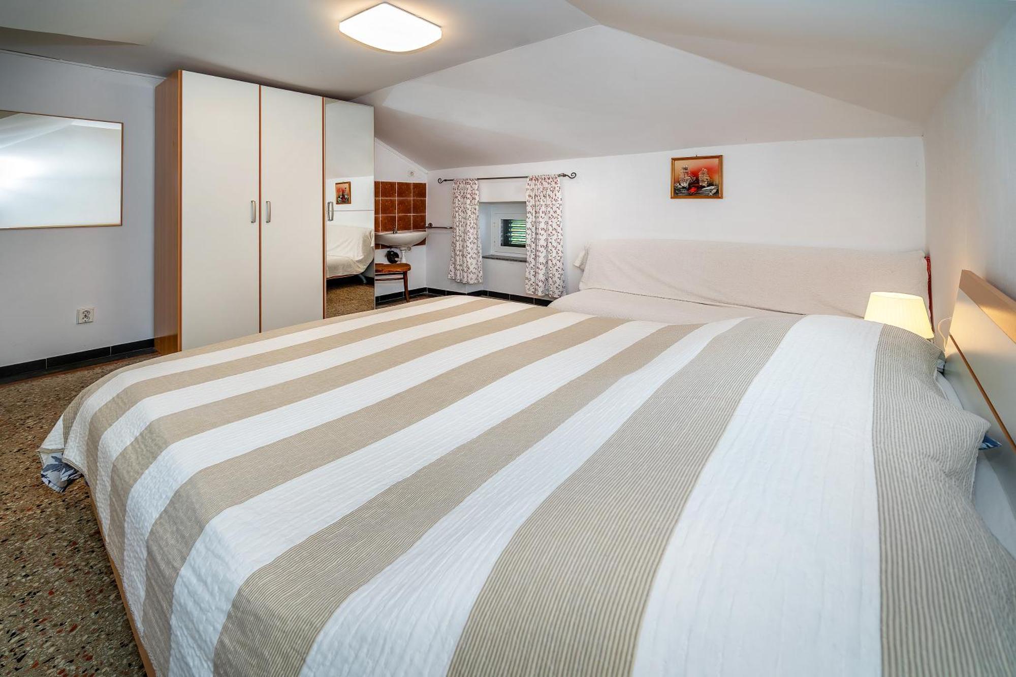 Studio Apartments Cavrak With Terrace باشْكا المظهر الخارجي الصورة